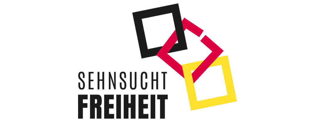 Ein Bildlogo in den Farben Rot, Schwarz und Gelb mit der Aufschrift Sehnsucht Freiheit 17. Juni 1953